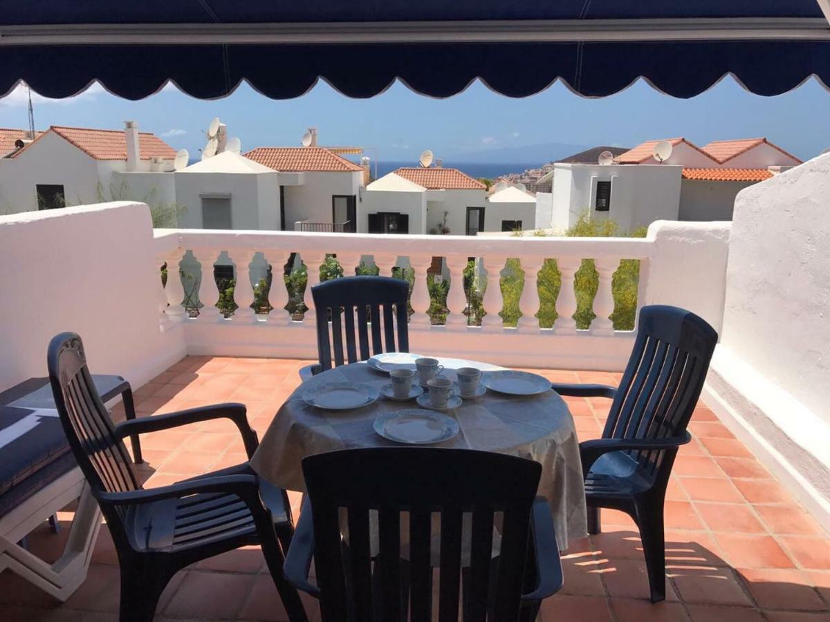 Porto Royale Apartment Los Cristianos  Exterior photo